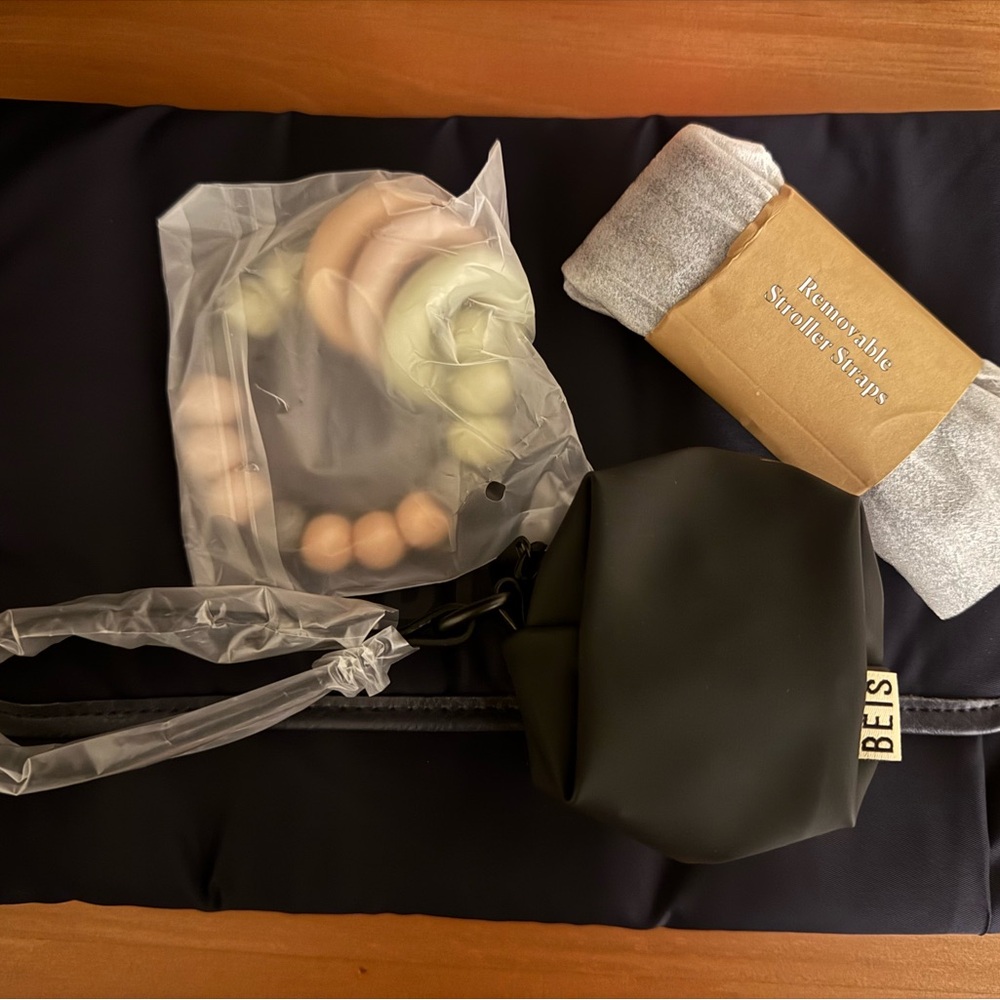 BEIS diaper bag accessories set in blue/gray